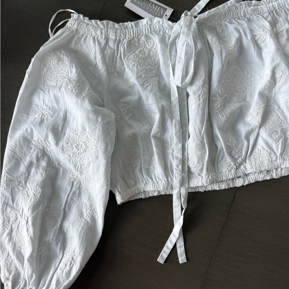 INTERMIX COLD SHOULDER TOP S - Picture 5 of 10